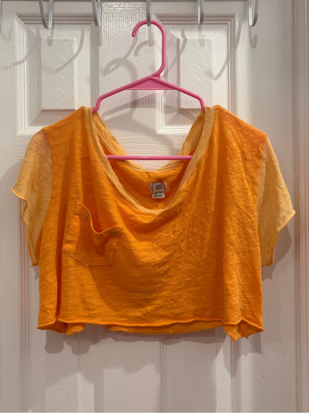 BDG Lightweight Orange & Peach Cropped Pocket Tee 🫧